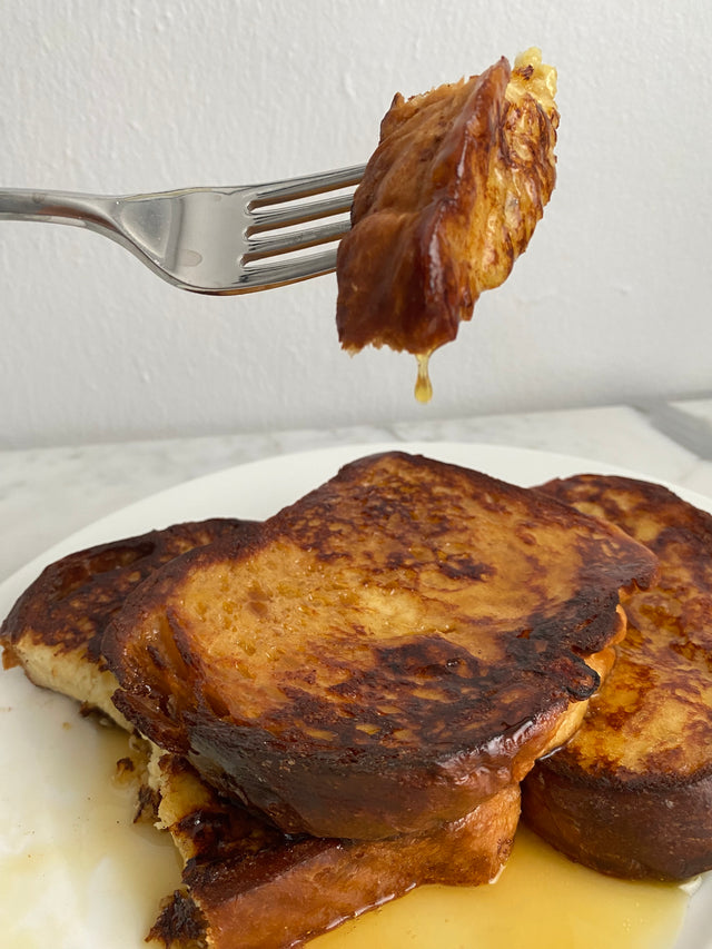 Brioche French Toast with Drizzle Maple Syrup